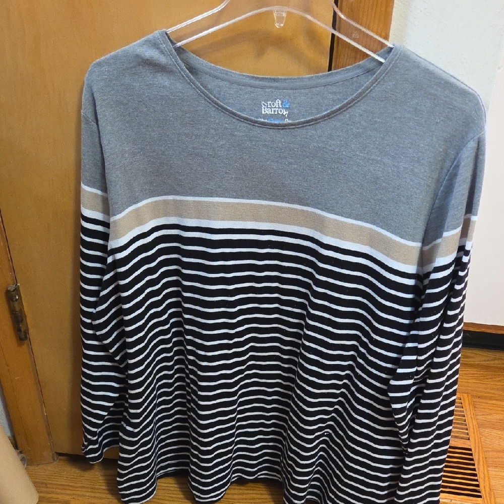Croft & Barrow 4x Classic Tee Gray and Black Striped Top